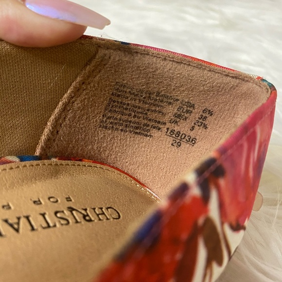 Multi color size 6.5 heels lightly worn. - Picture 3 of 5